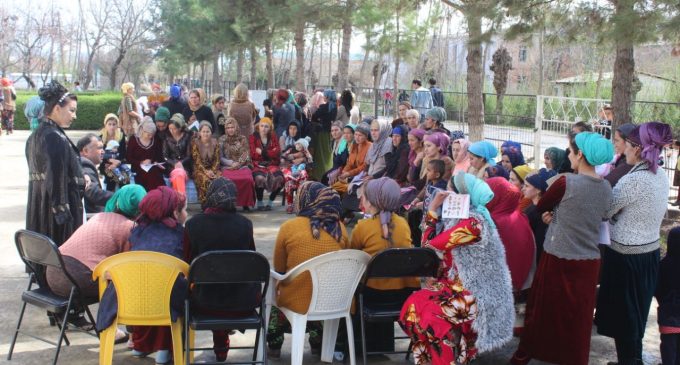 Маърифати баланди модарон-омили солимии кӯдакон