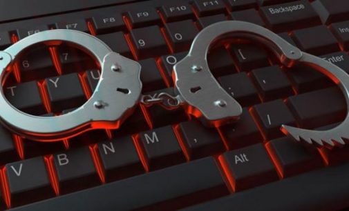 ЭҲТИЁТ ШАВЕД! ПЕШНИҲОДИ «ДӮСТӢ», БАҲСҲОИ МАЗҲАБӢ – НИШОНАИ АВВАЛИ ҶАЛБИ ҶАВОНОН БА ГУРӮҲҲОИ ИФРОТГАРО