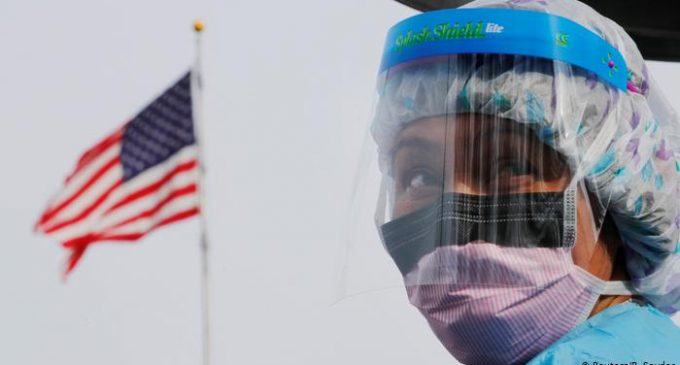 COVID-19: ИМА аз рӯи шумораи мубталоён аз Чин пеш гузашта, теъдоди умумии онҳо дар ҷаҳон беш аз ним миллион нафар гардид