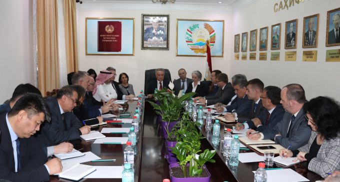 Nasim Olimzoda Meets with Ambassadors and Representatives of International Organizations on Coronavirus