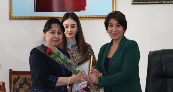 Министерство здравоохранения и социальной защиты населения РТ   наградило журналистов  почетными грамотами