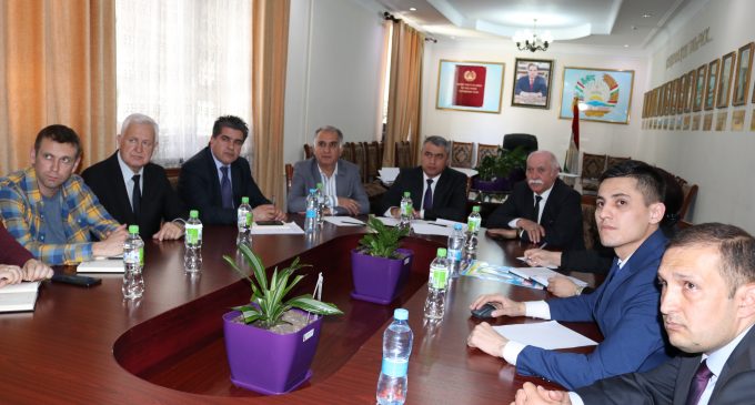 Видеоконфронс оид ба вазъи коронавирус дар ИДМ