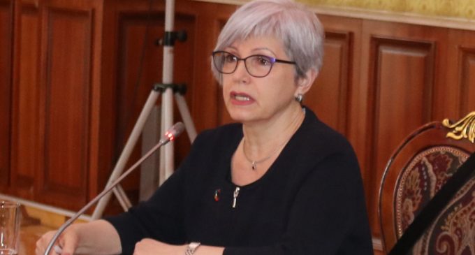 Галина Перфилйева, намояндаи Созмони Умуиҷаҳонии Тандурустӣ дар Тоҷикистон дар суҳбат бо АМИТ «Ховар»: «Бо мақсади пешгирӣ аз сирояти коронавирус ҳангоми муошират то як муддат аз баъзе одатҳо бояд даст кашид»