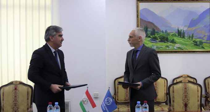 Лоиҳаи эътинои фаврӣ ба намуди нави коронавируси COVID-19 дар Тоҷикистон ба имзо расид