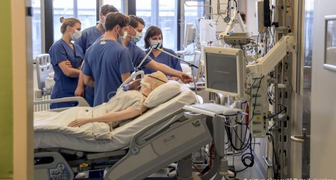 COVID-19 ДАР ҶАҲОН. Германия — сеюмин давлати аврупоие, ки аз рӯи шумораи гирифторони коронавирус аз Чин пеш гузашт