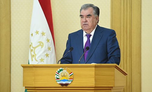 Президенти Тоҷикистон: «Паҳн гардидани коронавирус вазъи бе ин ҳам мураккаби ҷаҳонро боз ҳам печида гардонидааст»