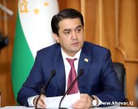 Рустами Эмомалӣ: «Дар тамоми ташкилоту муассисаҳои ҳудуди пойтахт новобаста аз шакли моликият корҳои фаҳмондадиҳӣ ва безараргардонӣ ҷиҳати пешгирӣ аз сирояти коронавирус ба роҳ монда шаванд»