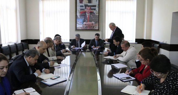 <span class="dojodigital_toggle_title">Ҷаласаи ситод: вазъи бемории илтиҳоби шуш баррасӣ гардид</span>