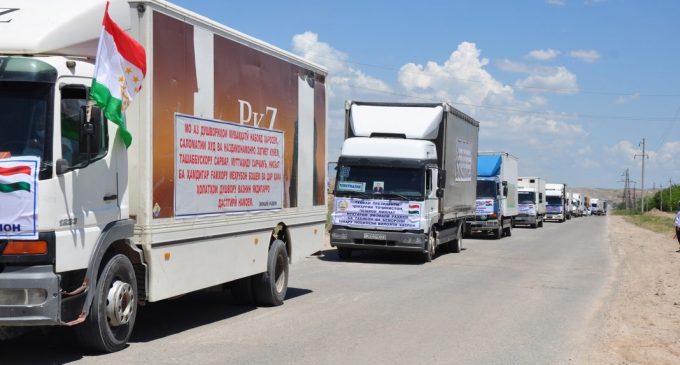 <span class="dojodigital_toggle_title">Кӯмаки Пешвои миллат муҳтарам  Эмомалӣ Раҳмон иборат аз 233 нақлиёти борбар ба вилояти Хатлон расид</span>