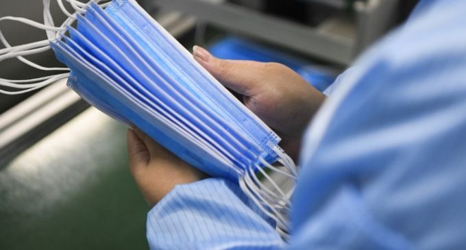 Назорати истифодаи ниқоби тиббӣ ва риояи фосила дар нақлиёти ҷамъиятӣ пурзӯр карда мешавад