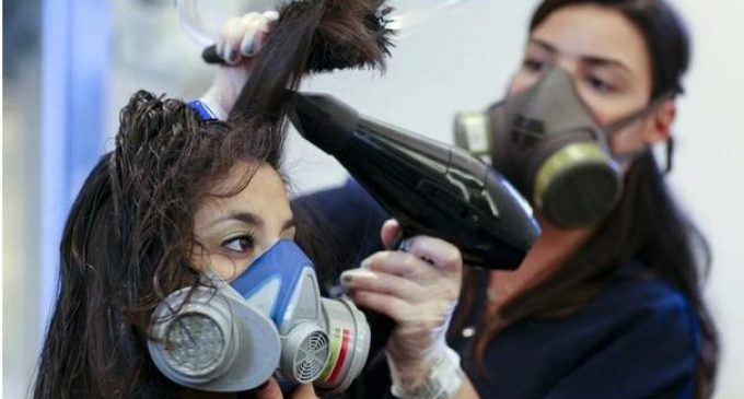 COVID-19: Фаъолияти кошонаҳои ҳусн, нуқтаҳои фурӯши телефон ва шустушӯи мошинҳо то 31 майи соли 2020 манъ карда шуд