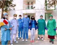 ПАЙРАВӢ БА ТАШАББУСИ ПЕШВОИ МИЛЛАТ. Дар ин лаҳзаҳои ҳассос на танҳо кору пайкори табибон – қаҳрамонони замон, балки талоши ҳар як шахси бо нангу номуси диёр шоистаи таҳсин аст