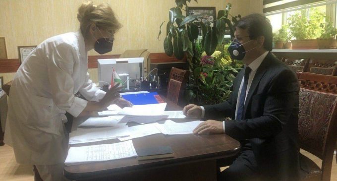 Шиносоии вазир  бо Маркази саломатии №13