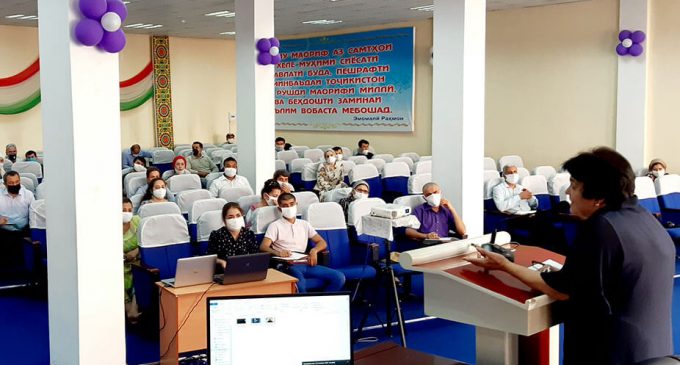 Бозомӯзии мутахассисон оид ба муоина, ташхис ва табобати бемории КОВИД-19