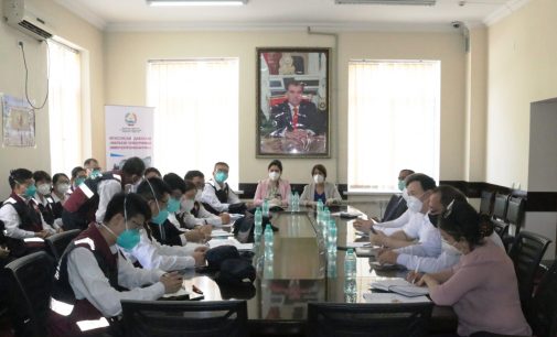 Табодули таҷрибаи мутахассисони соҳаи тибби Тоҷикистон ва Хитой