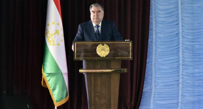 Мулоқоти Пешвои миллат Эмомалӣ Раҳмон бо роҳбарон ва фаъолони ноҳияи Ҷайҳун