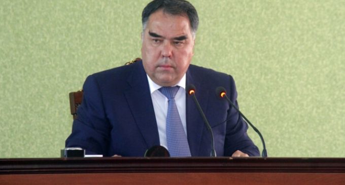 Барои дастгирии кормандони соҳаи тиб ва харидории лавозимоти тиббӣ 3 миллион сомонӣ ҷудо гардид