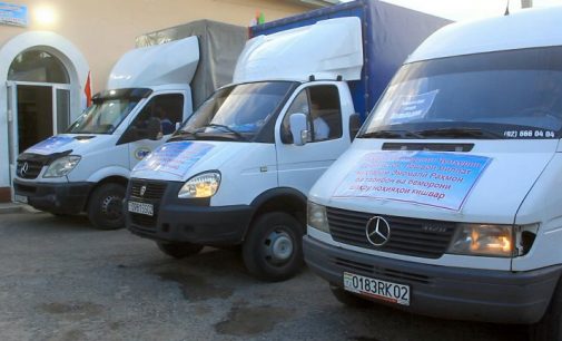 Кумаки Пешвои миллат ба табибону беморони шаҳри Конибодом низ расид