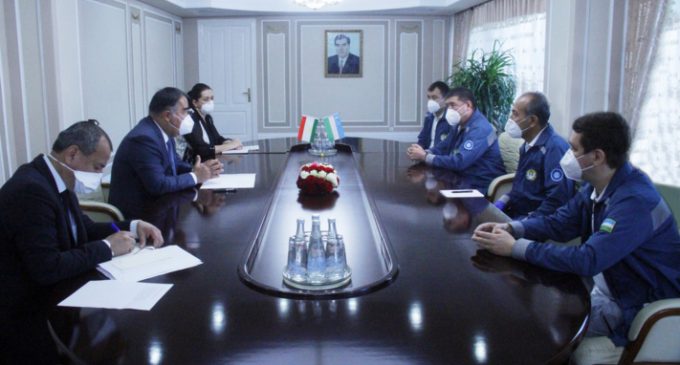 Роҳбари гурӯҳи табибони Ӯзбекистон: «Бо чунин тарзи кори табибони суғдӣ COVID-19 ояндаи наздик пурра маҳв хоҳад шуд»