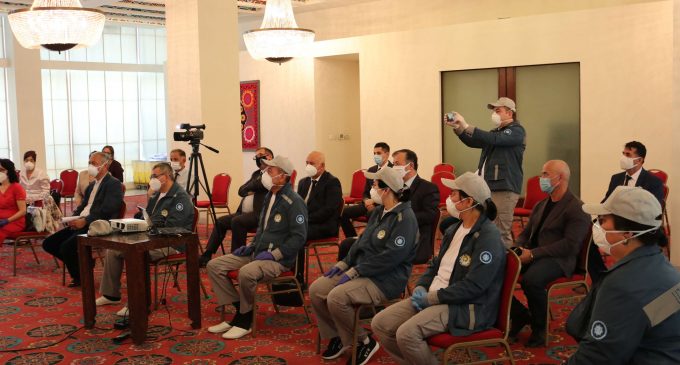 Семинари омӯзишӣ бо иштироки мутахассисони ӯзбек