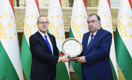 Лидер нации Эмомали Рахмон принял Директора Европейского регионального бюро Всемирной организации здравоохранения (WHO) Ханса Генри Клюге