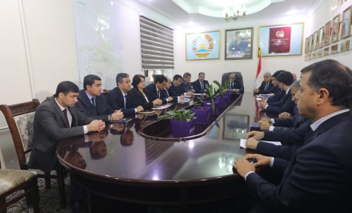 Ҳамоиши идона бахшида ба Рӯзи қабули Конститутсияи Ҷумҳурии Тоҷикистон