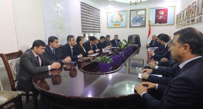 Ҳамоиши идона бахшида ба Рӯзи қабули Конститутсияи Ҷумҳурии Тоҷикистон