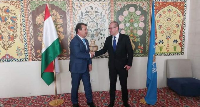 Встреча Джамолиддина Абдуллозода с Директором  Европейского  регионального  бюро  Всемирной  организации  здравоохранения (ВОЗ) Хансом Генри Клюгером