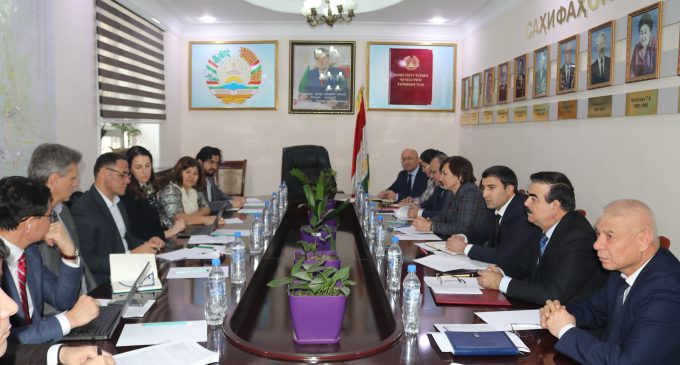 Deputy Minister Zulfiya Abdusamatzoda Meets World Bank Working Group