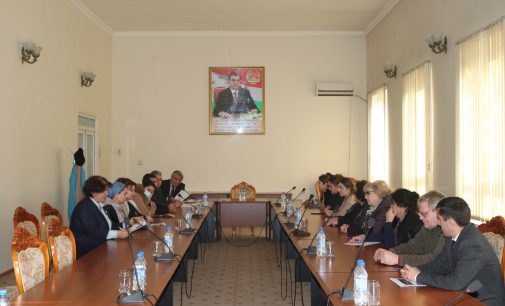 Вобаста ба таҳлил ва баррасии масъалаҳои муҳими бемориҳои сироятӣ ва ғайрисироятӣ дар кишвар конфронси илмӣ-амалӣ доир гардид