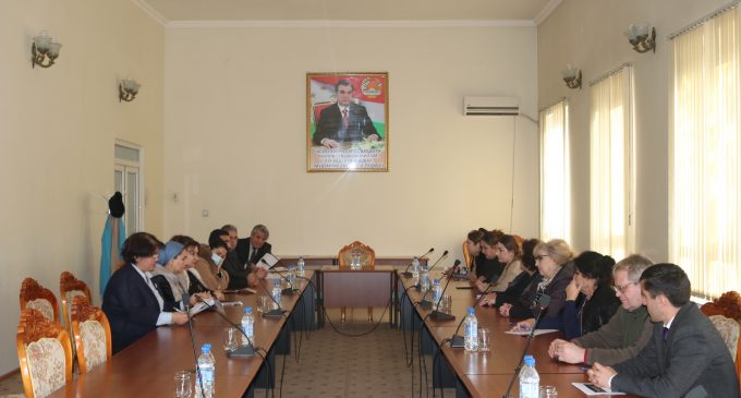 Вобаста ба таҳлил ва баррасии масъалаҳои муҳими бемориҳои сироятӣ ва ғайрисироятӣ дар кишвар конфронси илмӣ-амалӣ доир гардид