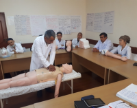 В 2022 году 316 медицинских специалистов страны прошли курсы переподготовки в учебных заведениях за рубежом