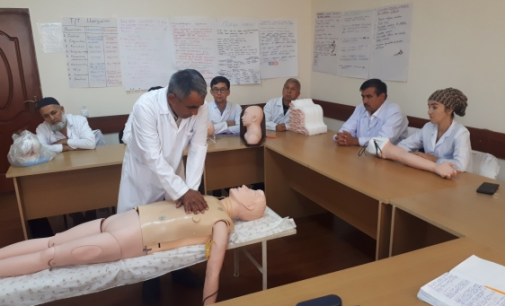 Дар соли 2022 316 нафар табибони тоҷик курсҳои бозомӯзиро дар муассисаҳои таълимии хориҷи кишвар гузаштанд