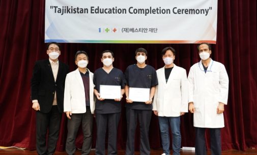 Табибони тоҷик вобаста ба табобати бемориҳои сухтагӣ дар Корея таҷриба меомӯзанд