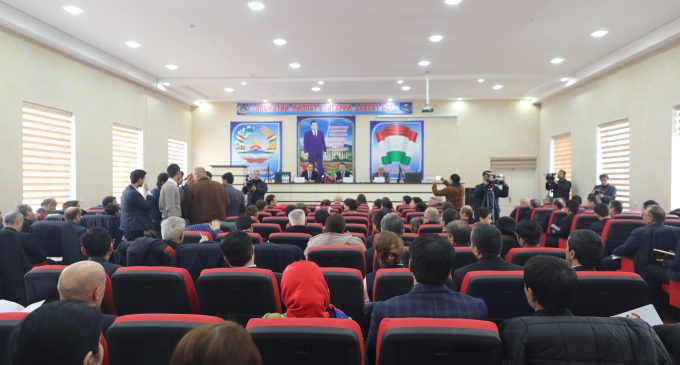 Нишасти матбуотии вазорат баргузор гашт