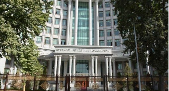 ТАВАҶҶУҲ! Маҳдудиятҳои коронавирусӣ дар гузаргоҳҳои сарҳади давлатии Тоҷикистон бекор карда шуданд