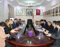 Встреча Джамолиддина Абдуллозада с представителем ВОЗ Павелом Урсу