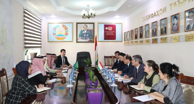 Мулоқот бо ҳайати Шоҳигарии Арабистони Саудӣ