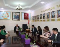 Рӯзноманигорон қадрдонӣ шуданд