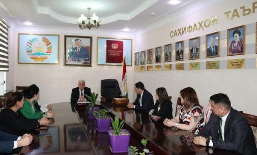 Рӯзноманигорон қадрдонӣ шуданд