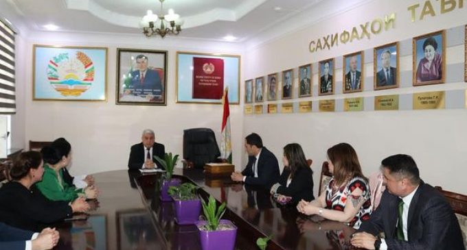 Рӯзноманигорон қадрдонӣ шуданд