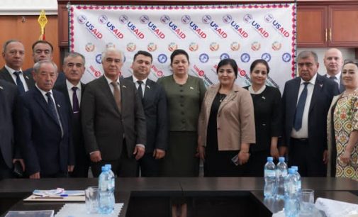 Мизи мудаввар дар мавзӯи сил ва ВНМО дар Парлумони Тоҷикистон