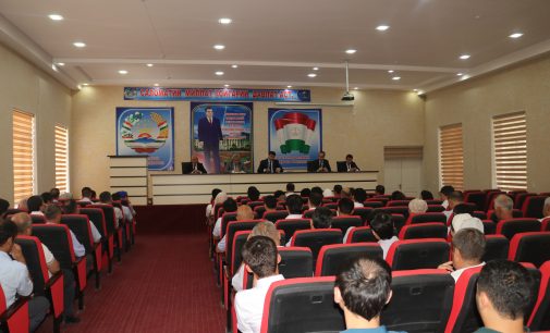 Ҷаласаи корӣ доир ба иҷрои Фармони Президенти Ҷумҳурии Тоҷикистон «Дар бораи тадбирҳои вусъат додани ҳисоббаробаркуниҳои ғайринақдӣ” аз 22 июни соли 2023, №586