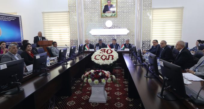 Ҳамоиши идона бахшида ба 90-солагии Иттифоқи касабаи кормандони тандурустӣ ва ҳифзи иҷтимоии аҳолии Ҷумҳурии Тоҷикистон