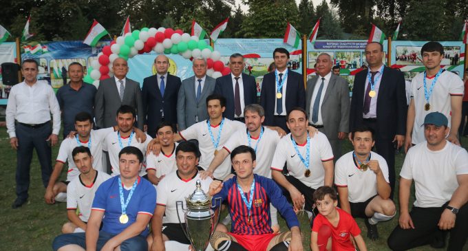 Мусобиқаи ҳабдаҳуми футболи хурд байни дастаҳои мардонаи табибони муассисаҳои тандурустӣ ва ҳифзи иҷтимоии аҳолӣ ҷамъбаст гашт