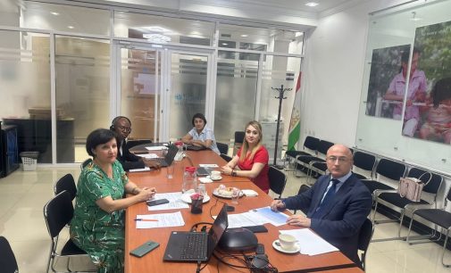 Вазъи шабакаи муассисаҳои кӯмаки аввалияи тиббию санитарӣ дар Ҷумҳурии Тоҷикистон мавриди баррасӣ қарор гирифт