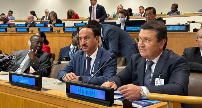 Участие и выступление Джамолиддина Абдуллозода на заседаниях высокого уровня ООН по вопросам здравоохранения