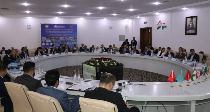 ФОРУМ. “Имкониятҳои сармоягузорӣ дар соҳаи тандурустӣ, дурнамои рушди соҳаи дорусозӣ ва  тибби хусусӣ дар Ҷумҳурии Тоҷикистон”