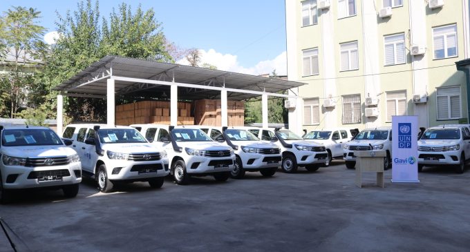 ТАҚДИМИ АВТОМАШИНОҲОИ ХИЗМАТРАСОН БА «МАРКАЗИ  ҶУМҲУРИЯВИИ ИММУНОПРОФИЛАКТИКА»