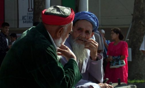 Пиронсолон-сармояи бебаҳои инсонии миллат. 1 октябр-Рўзи байналмилалии шахсони кўҳансол